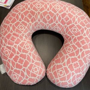 Nursit Nursing/Breastfeeding pillow